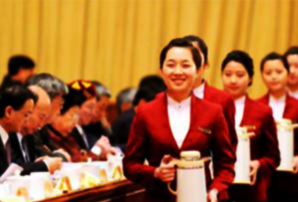 續(xù)水禮儀、表情管理都要到位